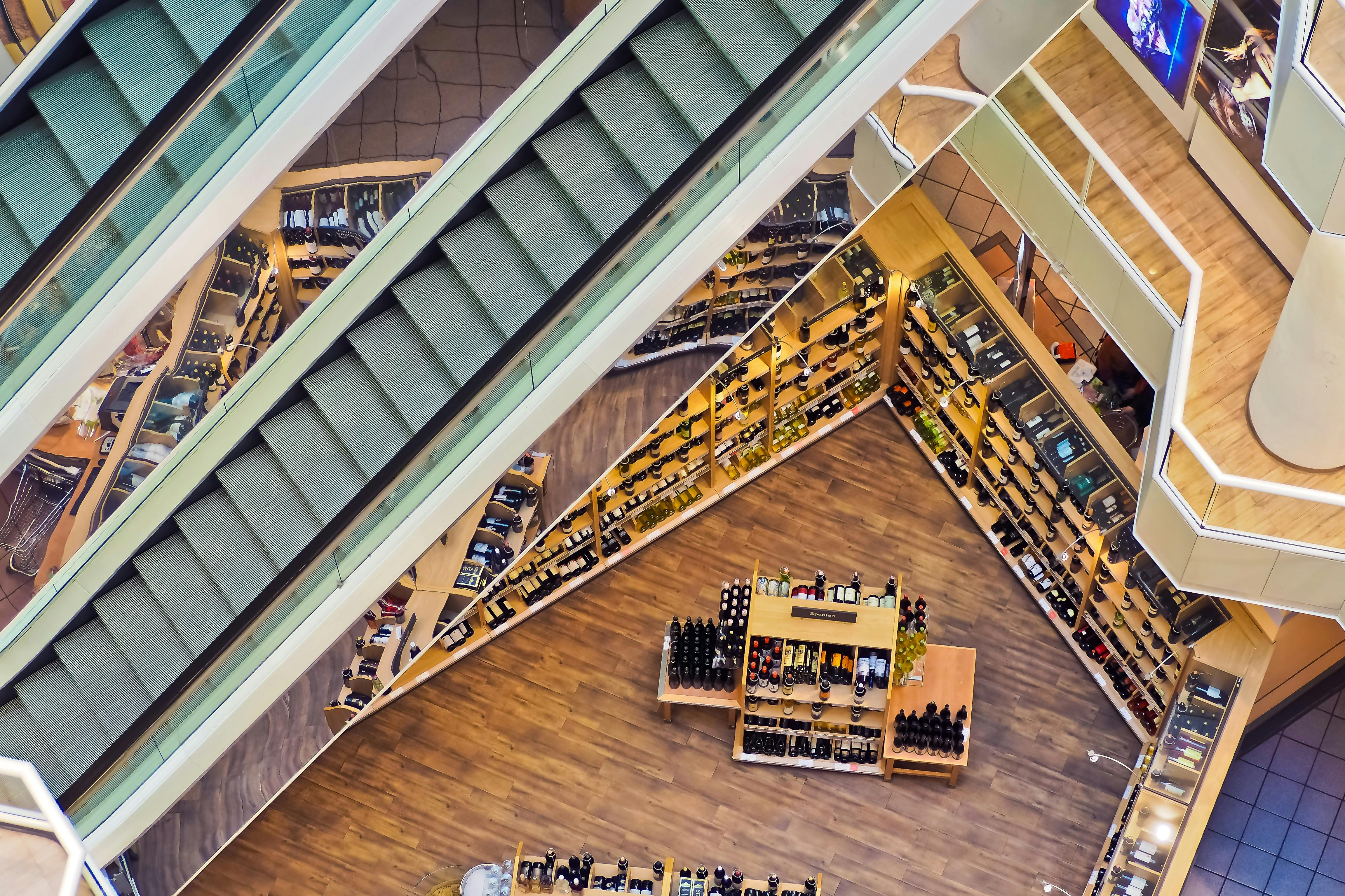 Malls & Supermarkets
